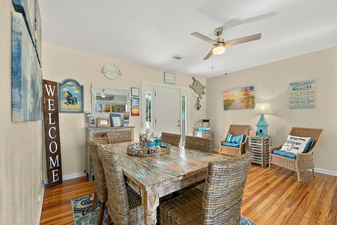 Photo of Others in Bostroms