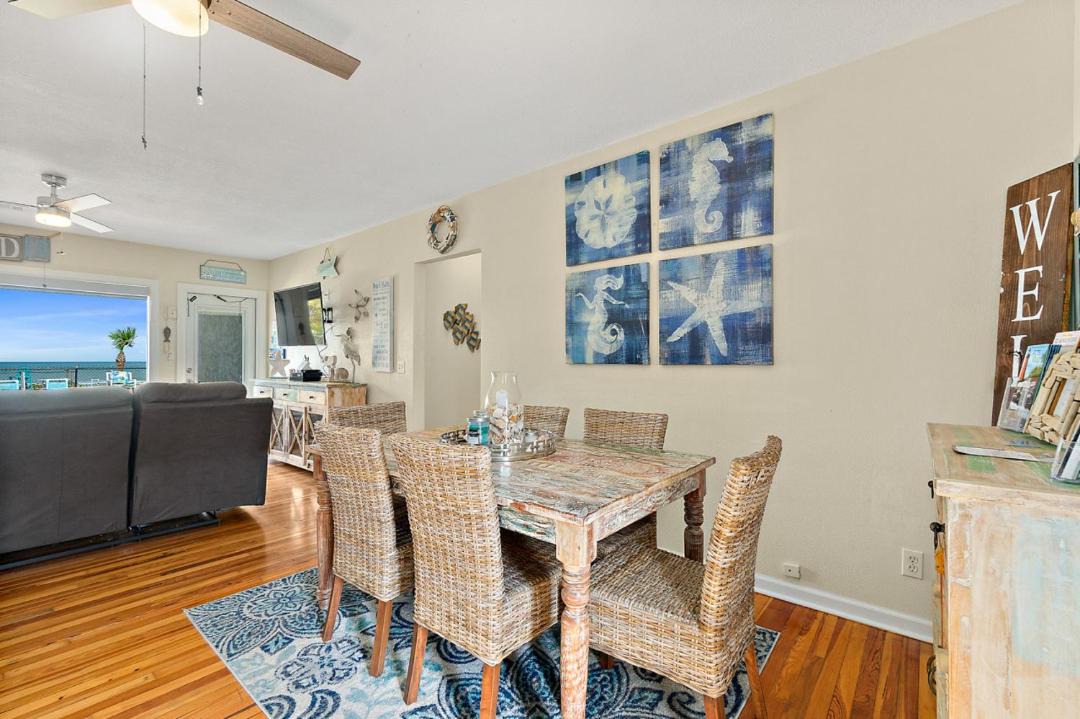 Photo of Others in Bostroms