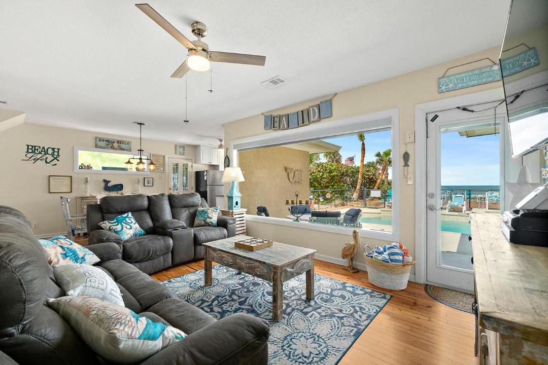 Photo of Others in Bostroms