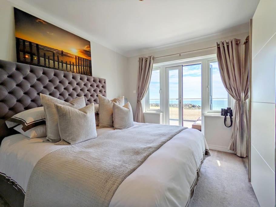 Photo of Bedroom in Middleton-on-Sea