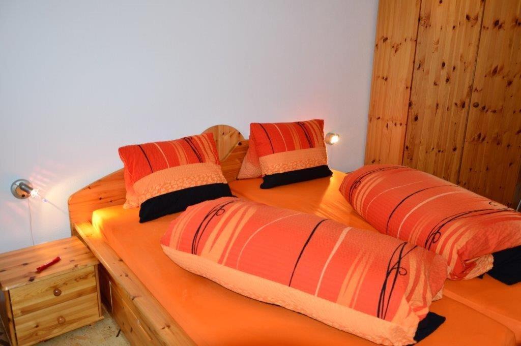 Photo of Livingroom in Tschierv