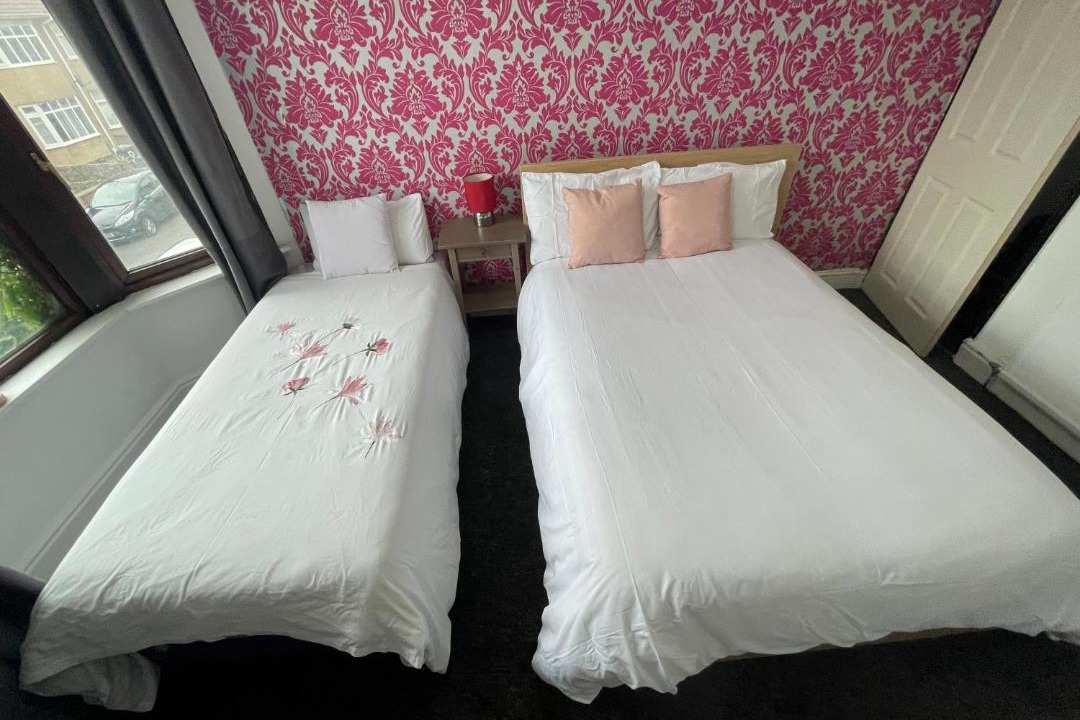 Photo of Bedroom in Pill