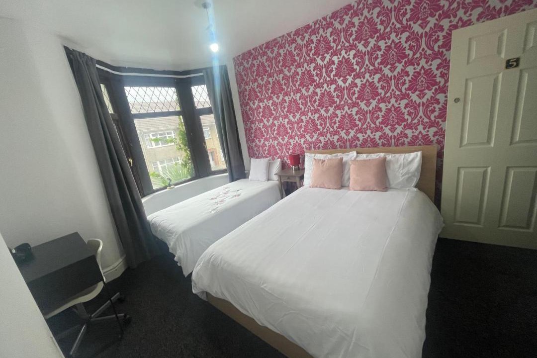 Photo of Bedroom in Pill