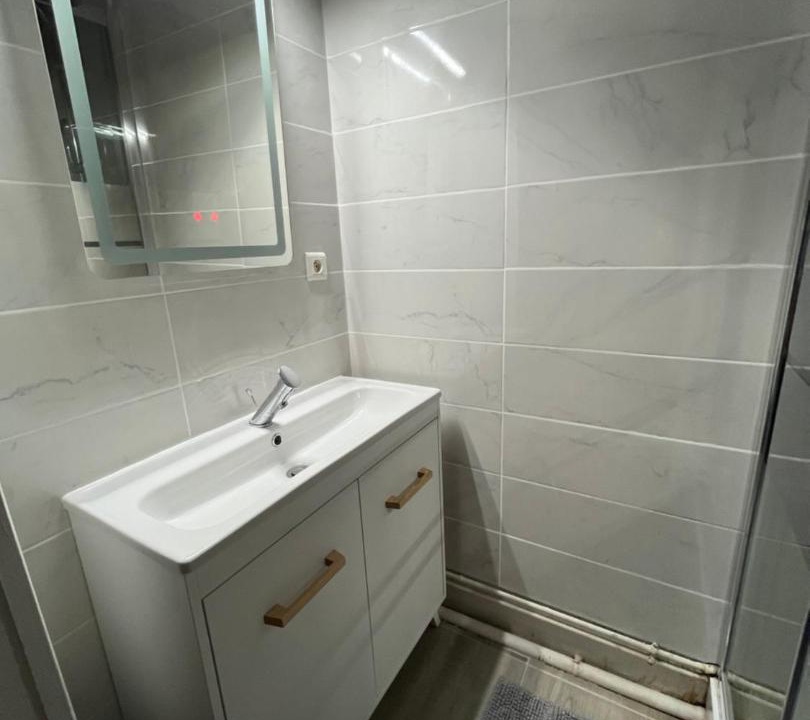 Photo of Bathroom in Nuits-Saint-Georges