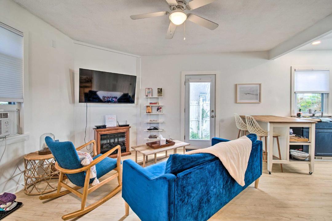 Photo of Livingroom in Downtown Rochester