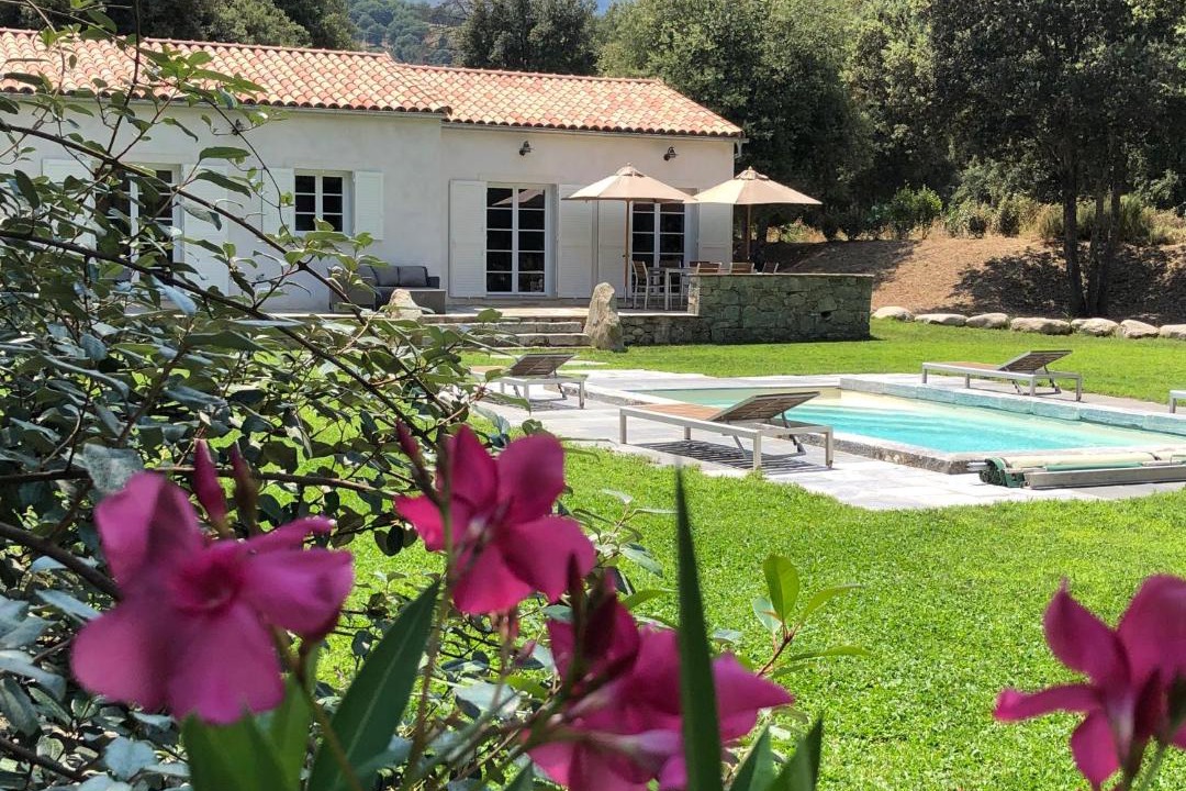 Photo of Others in Corte