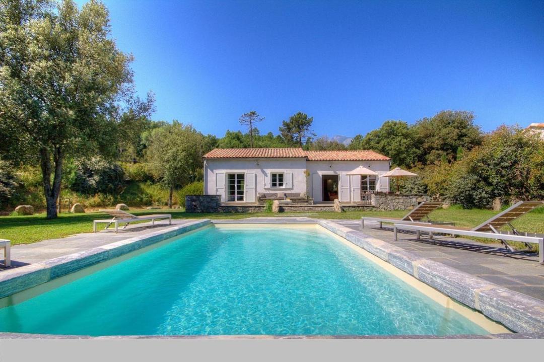 Photo of Outdoor in Corte