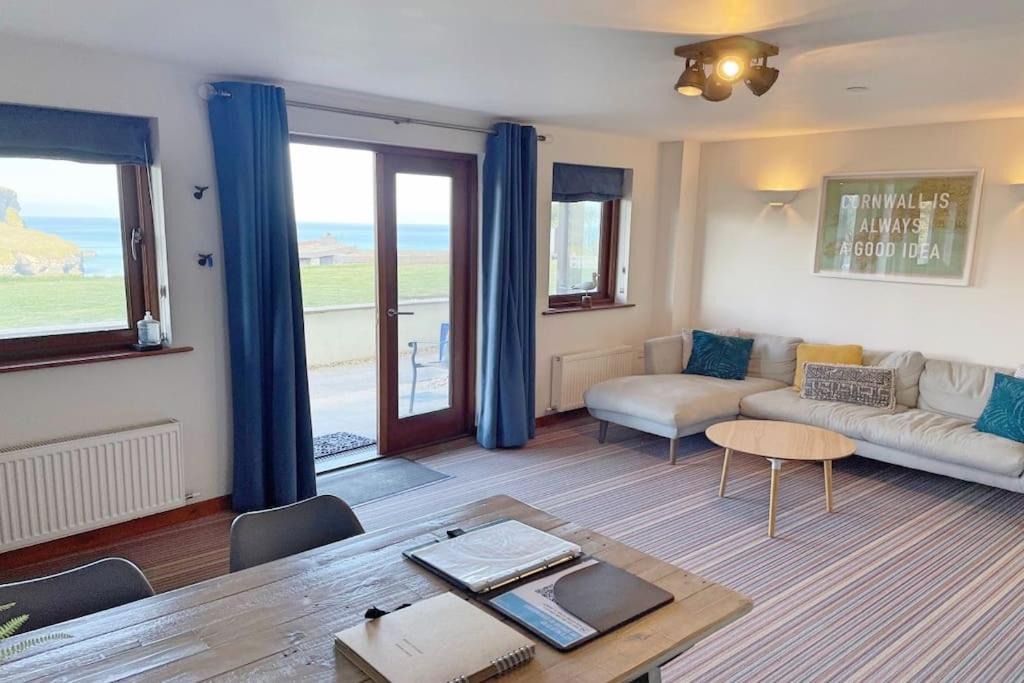 Photo of Livingroom in Mawgan Porth