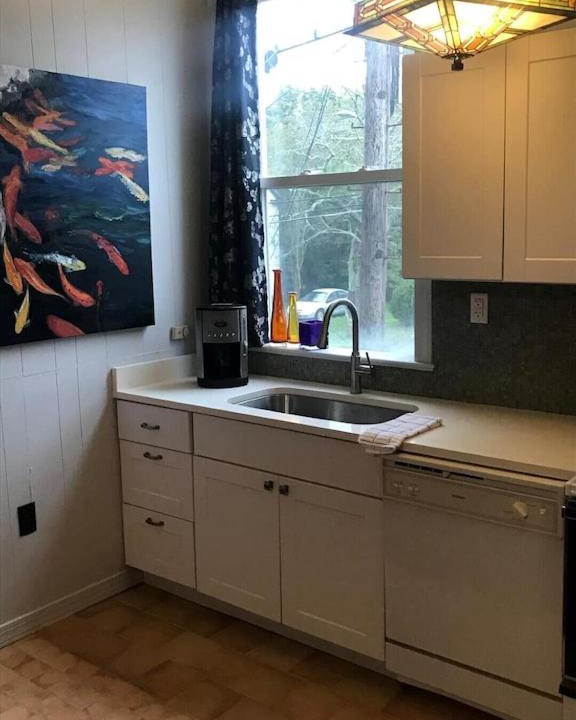 Photo of Kitchen in Nassawadox