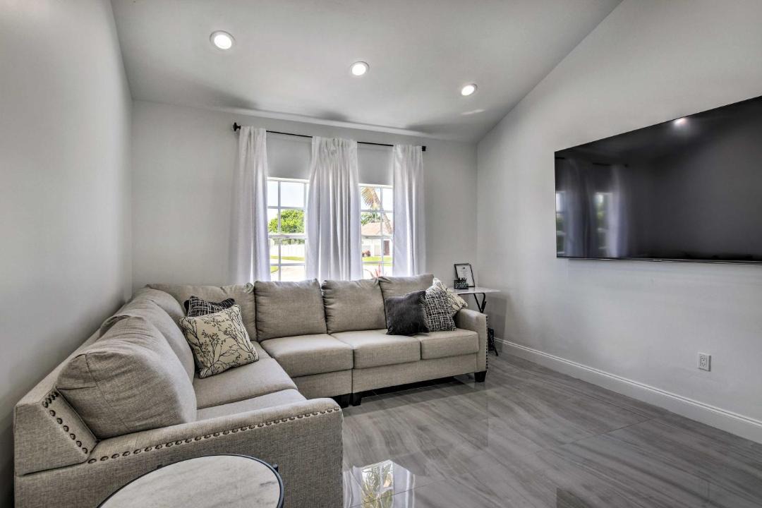 Photo of Livingroom in Miami Gardens