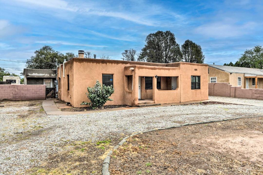 Photo of Buildings in Alamedan Valley