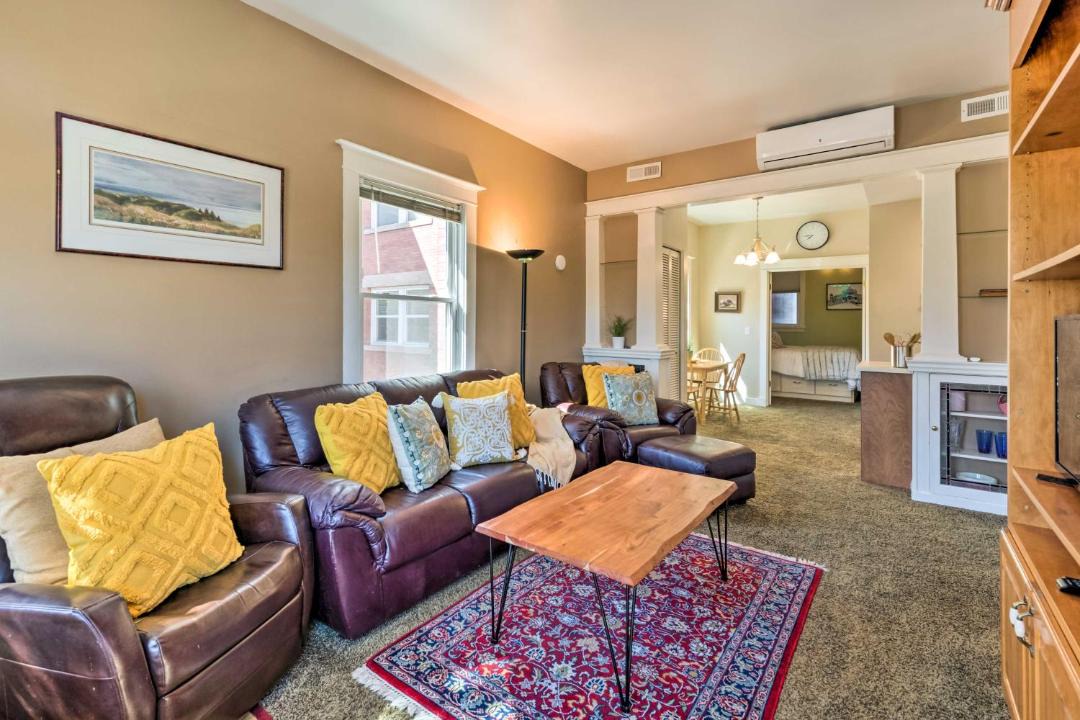 Photo of Livingroom in Downtown Salt Lake City