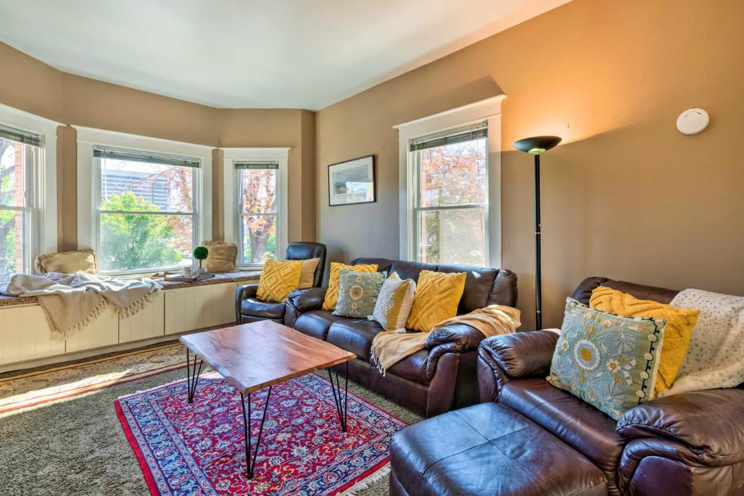 Photo of Livingroom in Downtown Salt Lake City