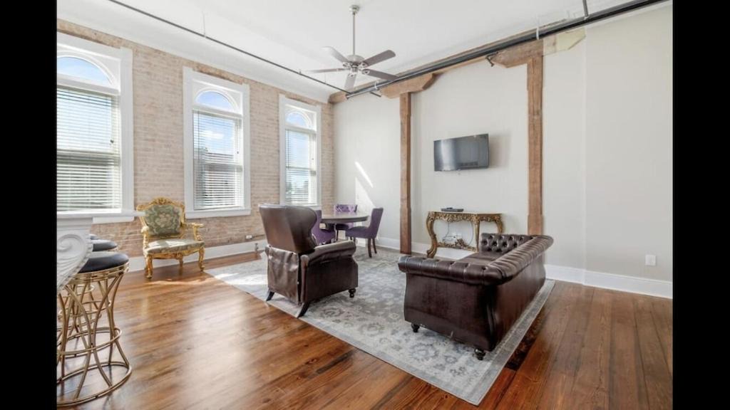 Photo of Livingroom in Crowley