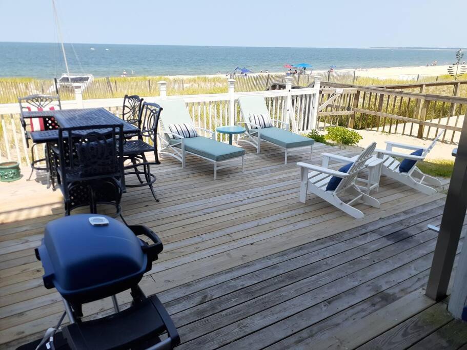 Photo of Patio Balcony in Chic's Beach