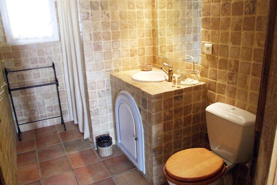 Photo of Bathroom in Pierrerue