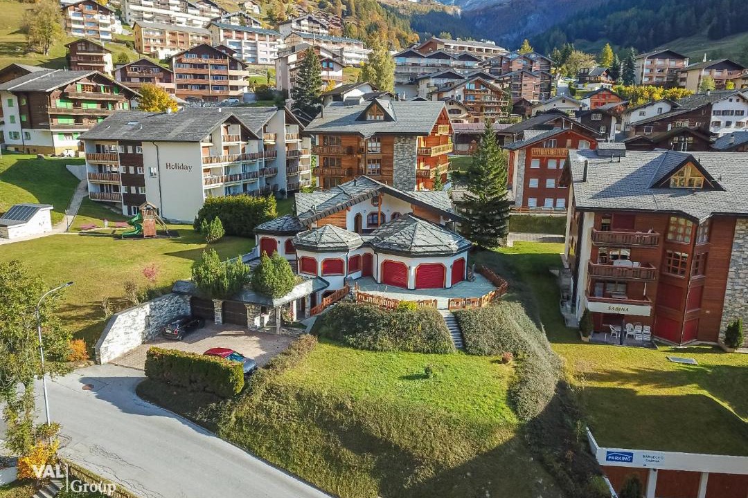 Photo of Buildings in Leukerbad