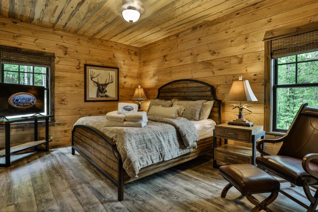 Photo of Others in Mineral Bluff