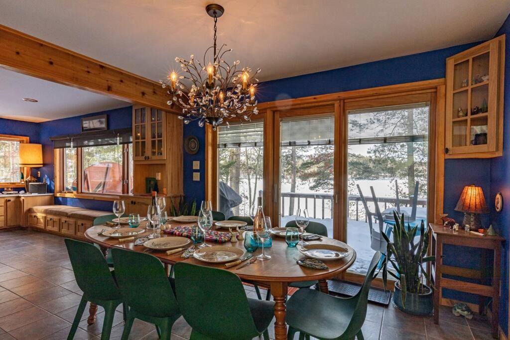 Photo of Livingroom in Tomahawk
