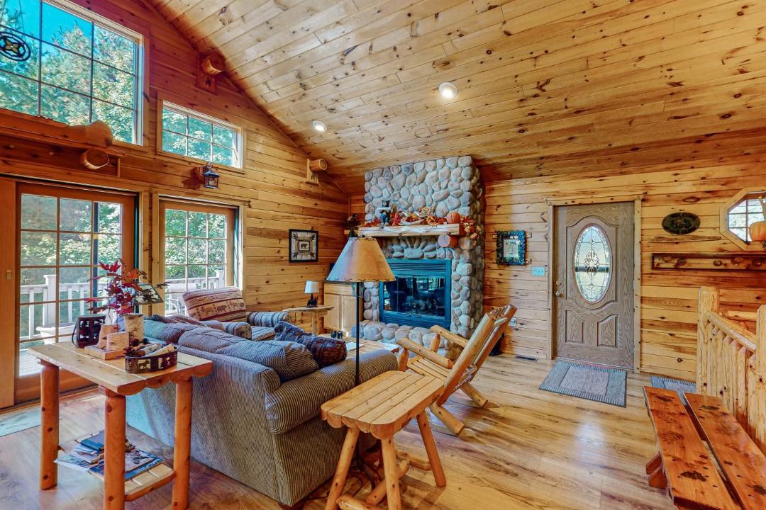 Photo of Livingroom in Empire