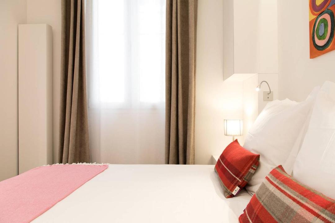 Photo of Bedroom in Ternes