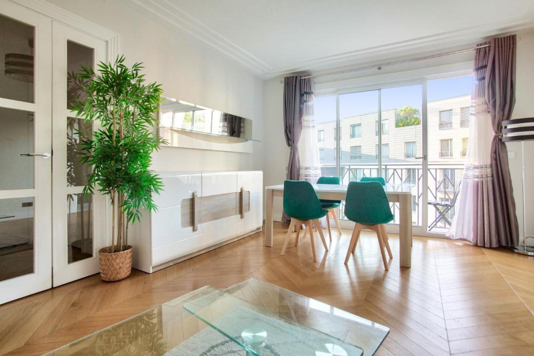 Photo of Livingroom in Saint-Thomas-d'Aquin