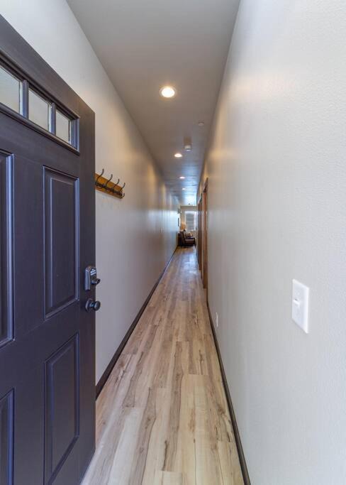 Photo of Others in Valley