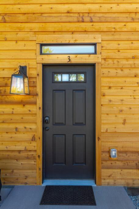 Photo of Others in Valley