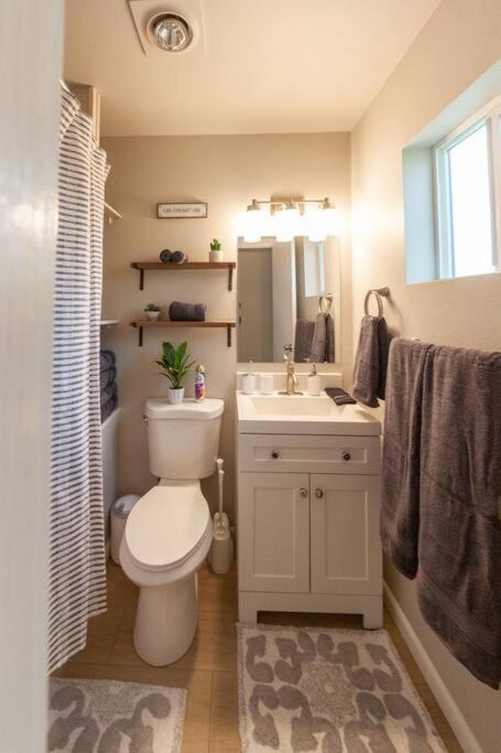 Photo of Bathroom in Valley