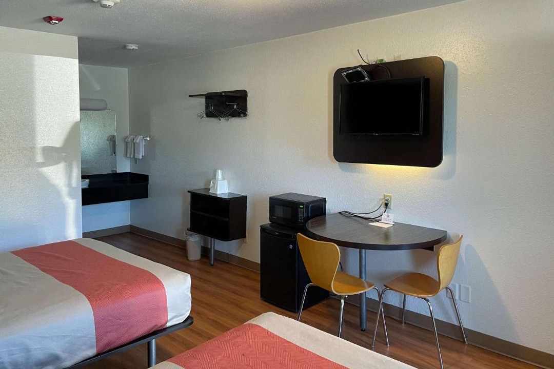 Photo of Others in Cameron