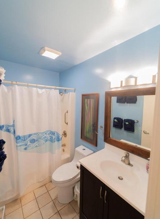 Photo of Bathroom in Kahuku