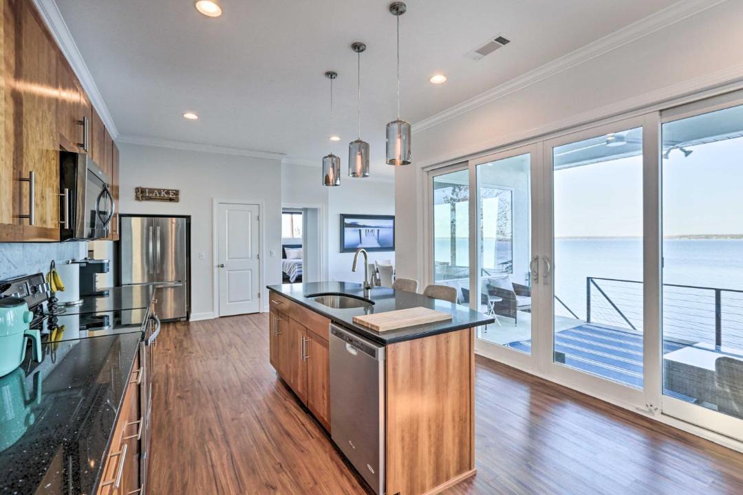 Photo of Others in Shorterville