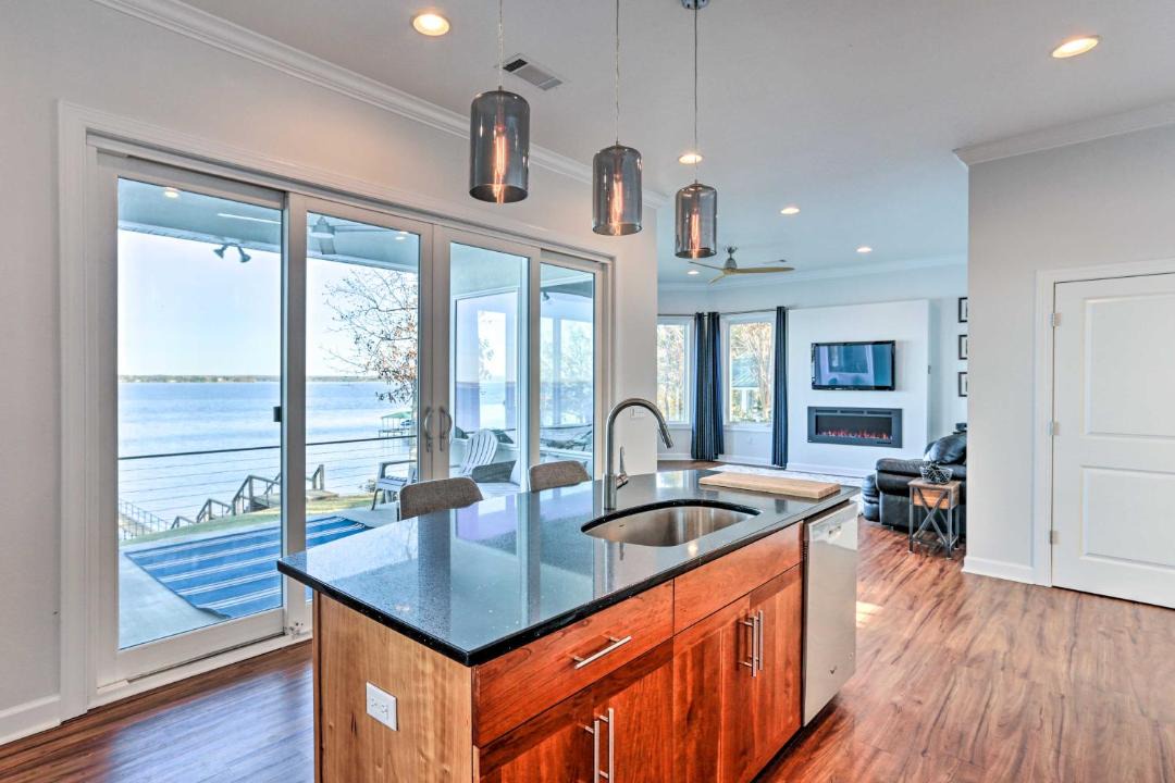 Photo of Others in Shorterville