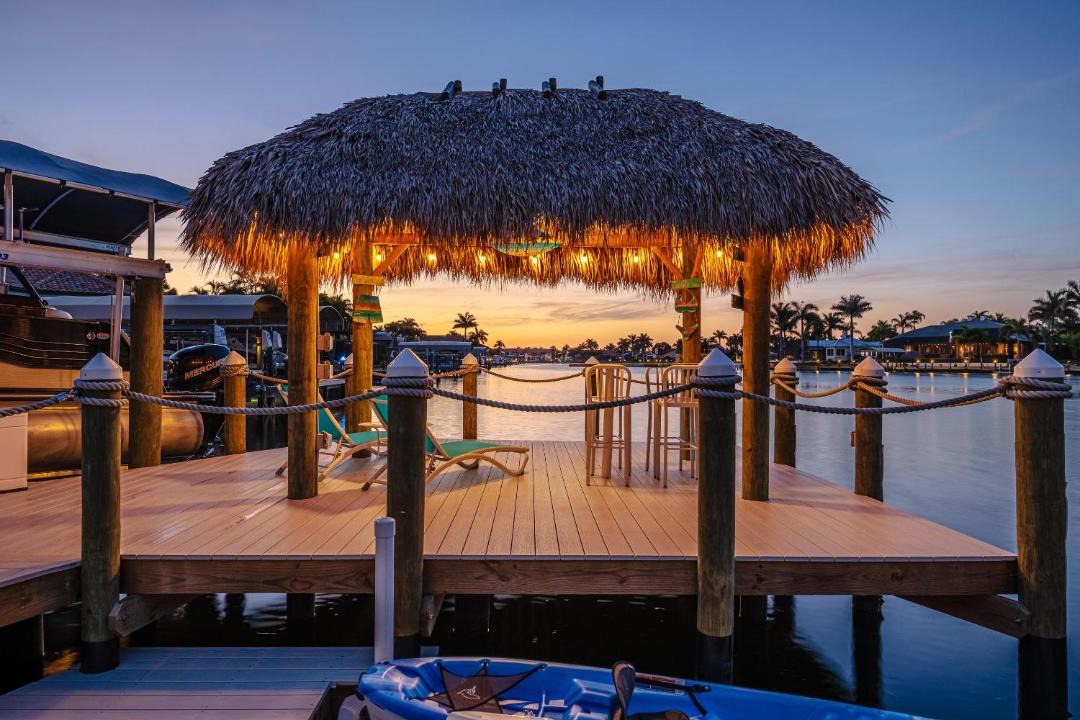 Photo of Others in Pelican