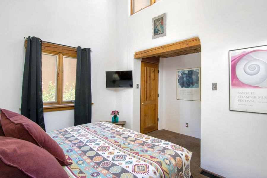 Photo of Bedroom in South Capitol
