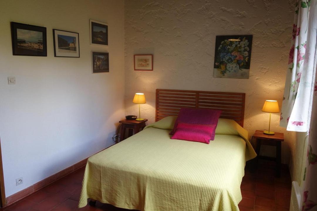 Photo of Bedroom in Rocbaron