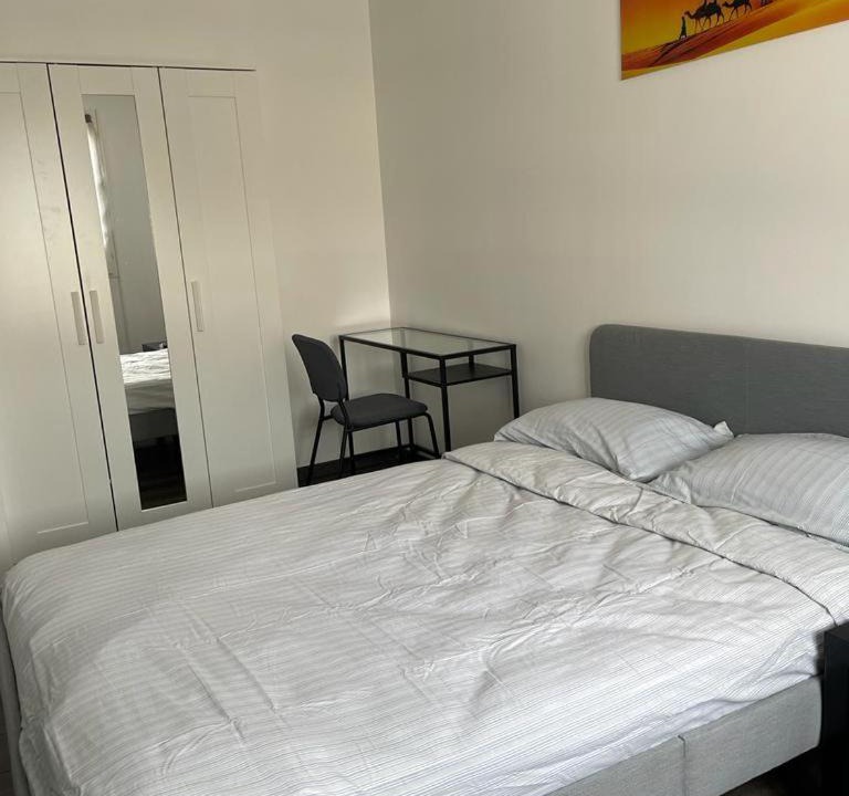 Photo of Bedroom in Etampes