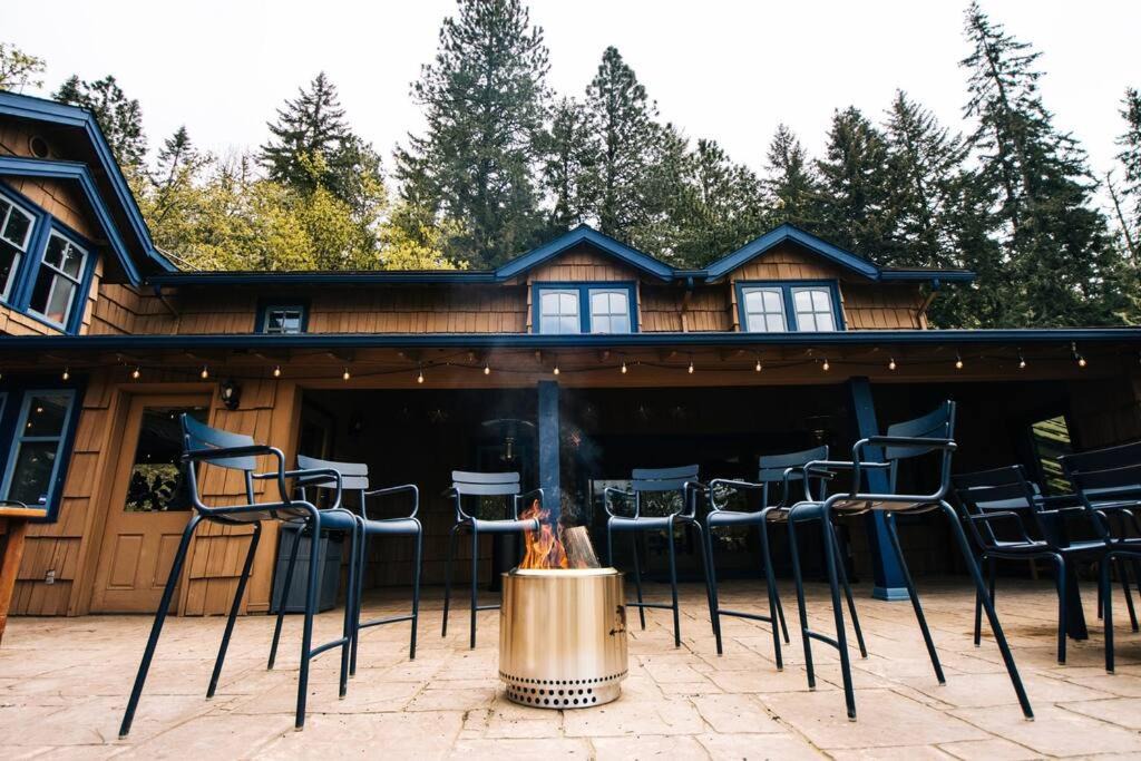 Photo of Others in Harrisburg