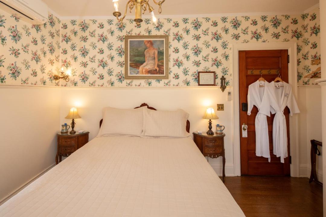 Photo of Bedroom in Ludington