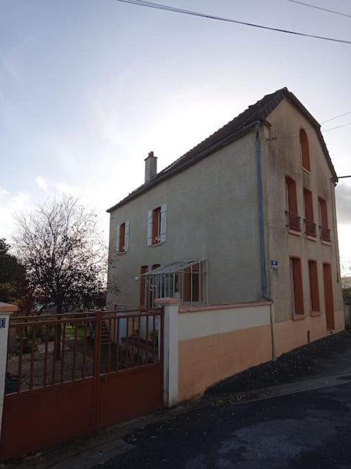 Photo of Buildings in Bethon