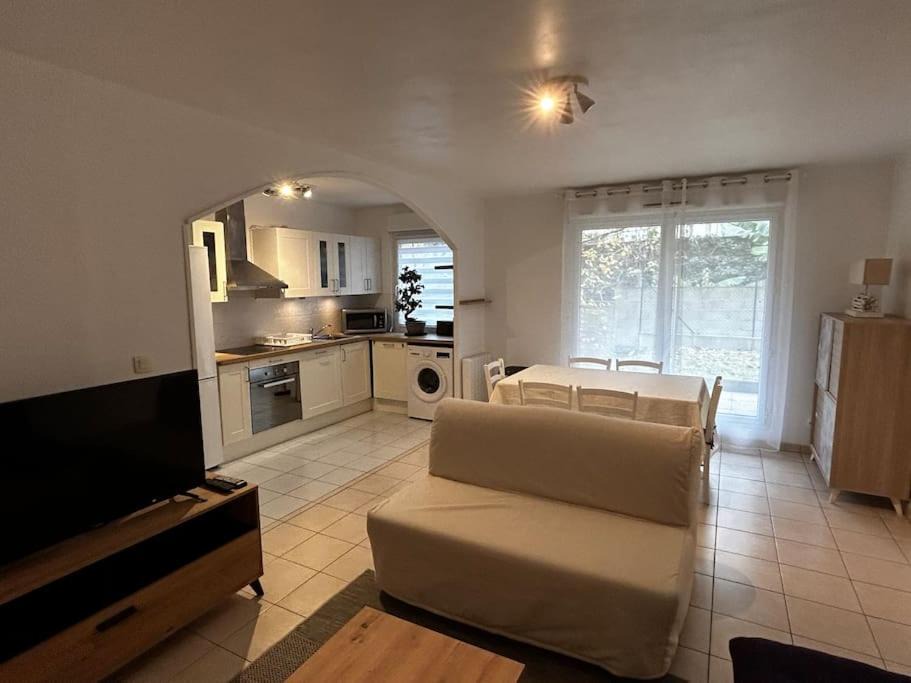 Photo of Livingroom in Creil