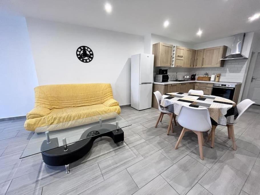 Photo of Others in Thuir