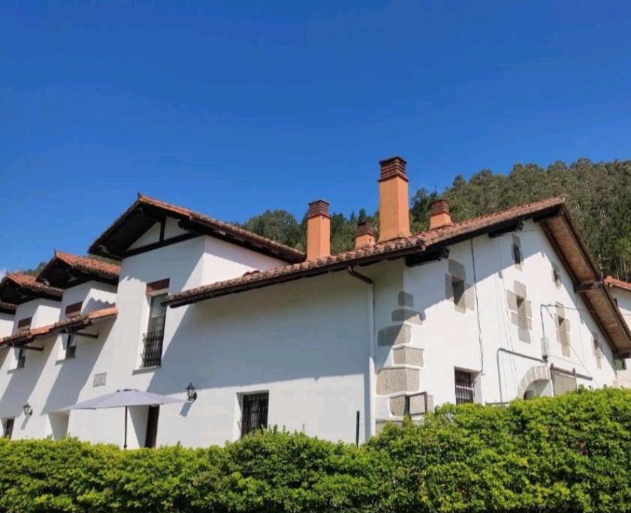 Photo of Buildings in Gizaburuaga