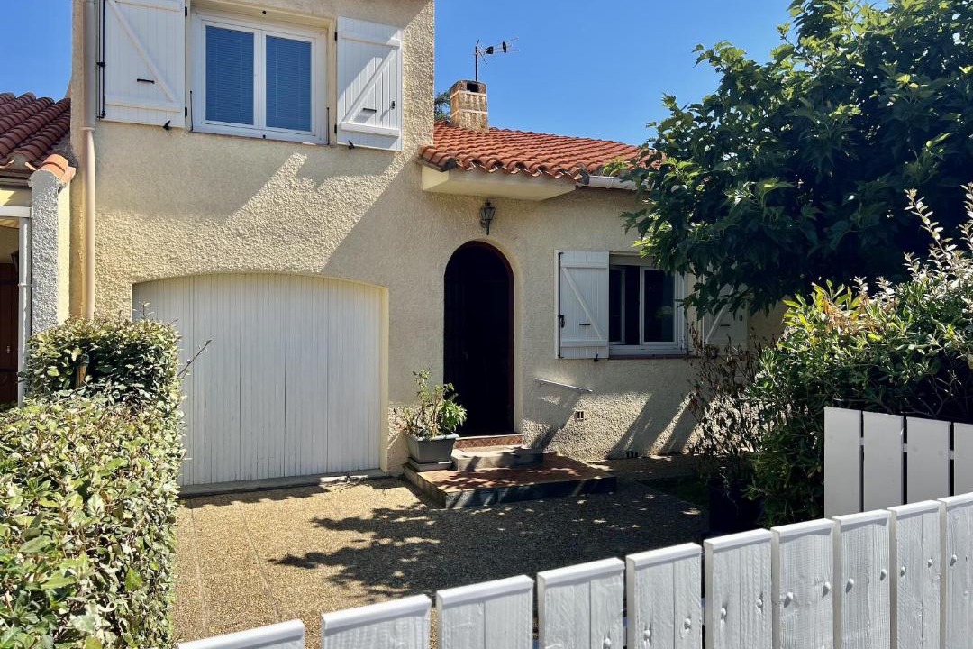 Photo of Others in Saint-Genis