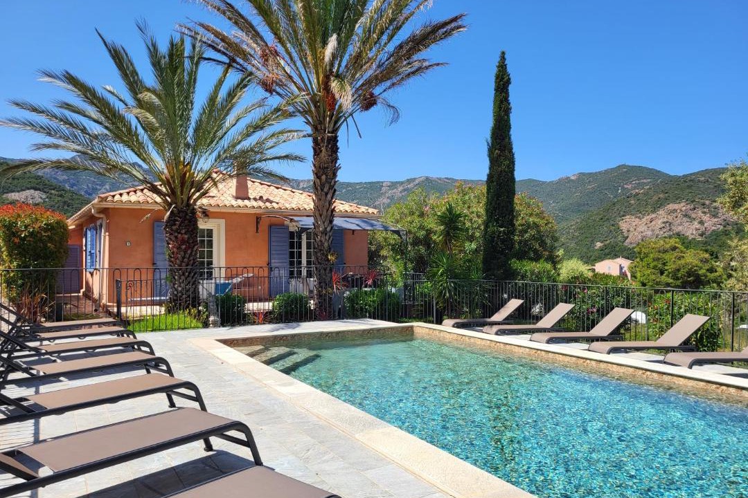 Photo of Others in Galeria