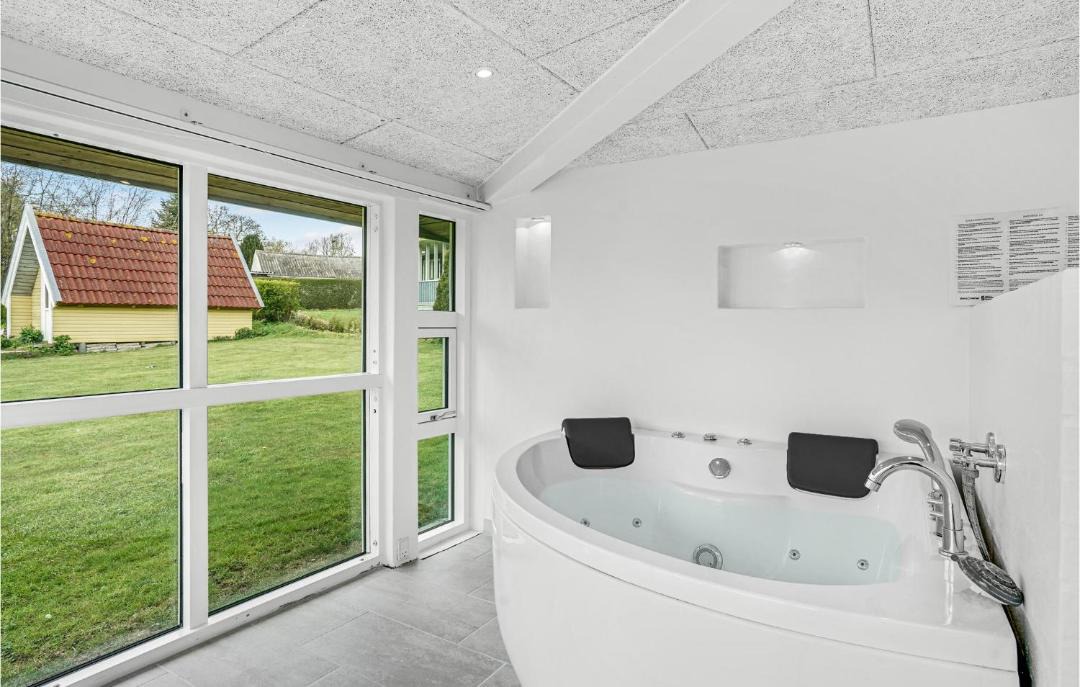 Photo of Bathroom in Haarby