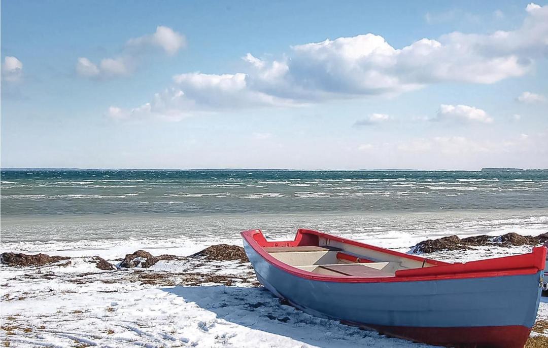 Photo of Others in Bjert