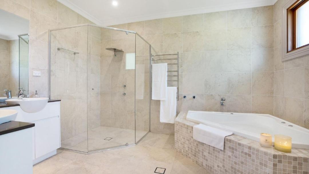 Photo of Bathroom in Burradoo