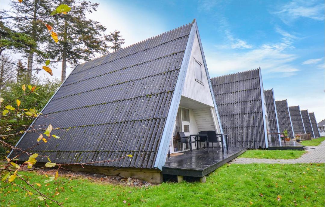 Photo of Others in Knebel