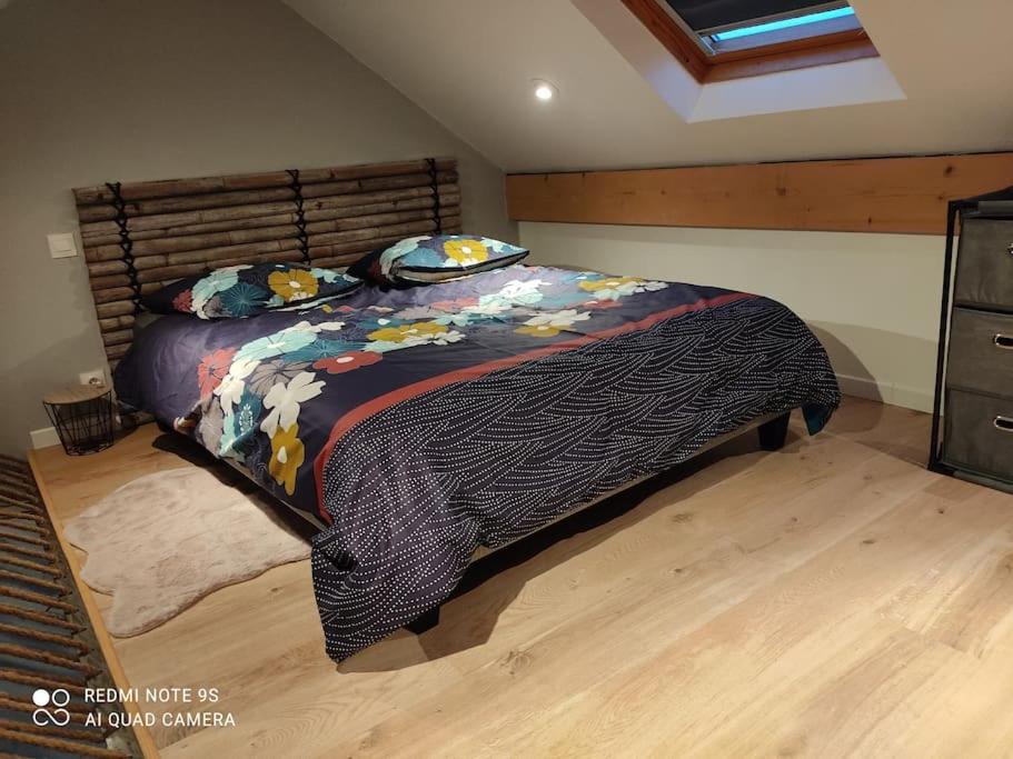 Photo of Bedroom in Mezieres-sur-Seine